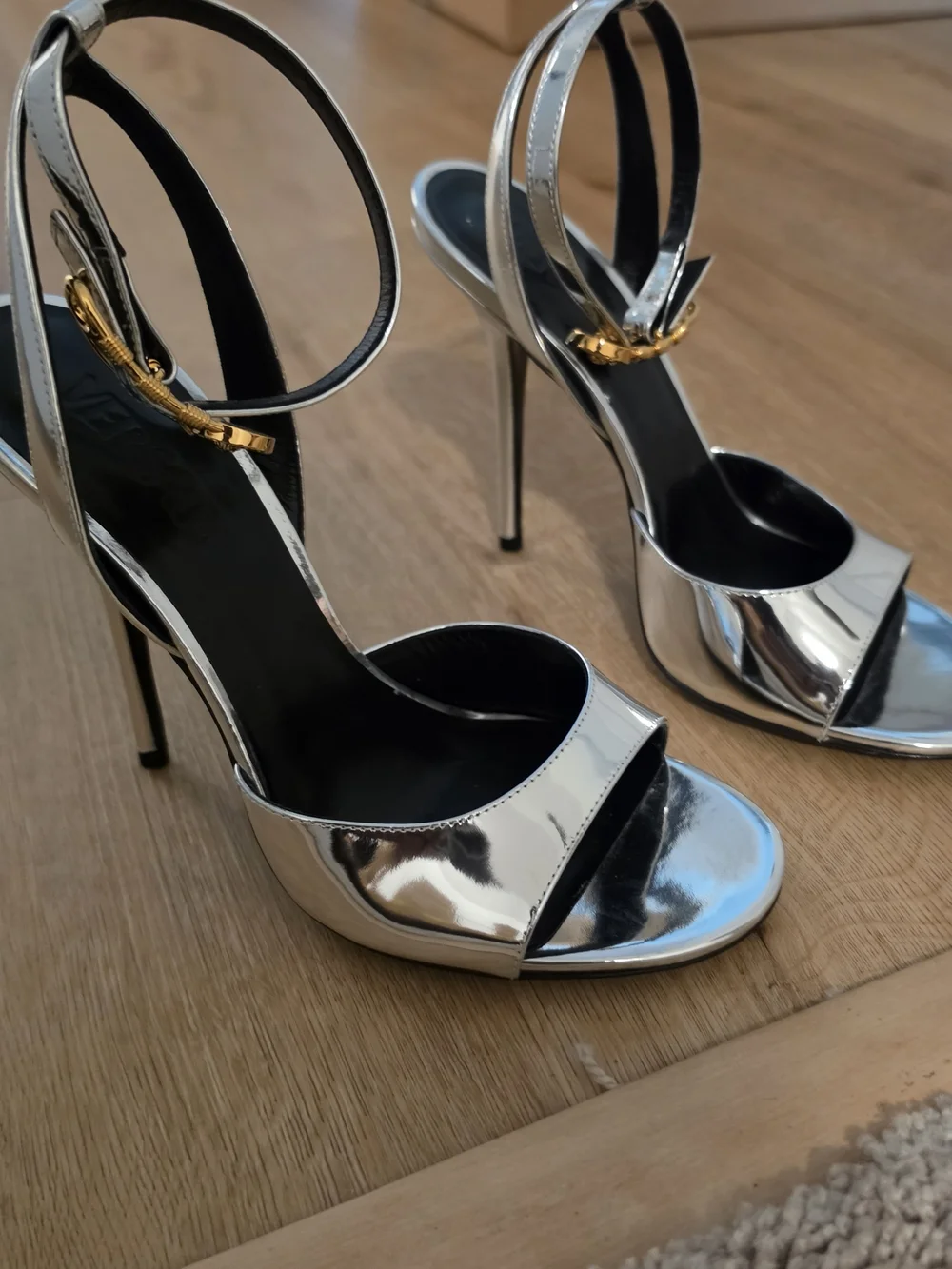 Versace double silhouette bold